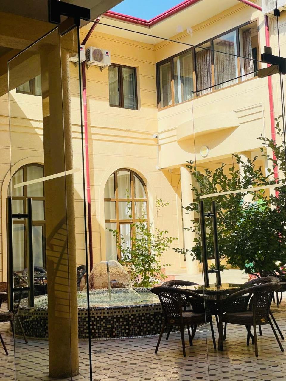 Alisher Hotel By Shosh Tasjkent Eksteriør billede